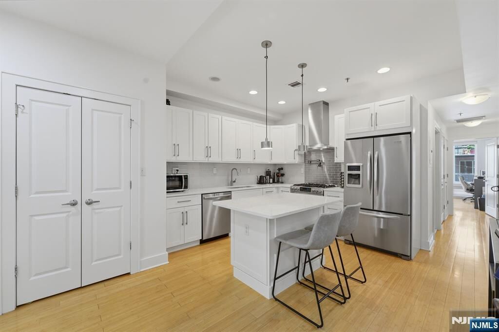 Property Photo:  838 Park Avenue 2  NJ 07030 