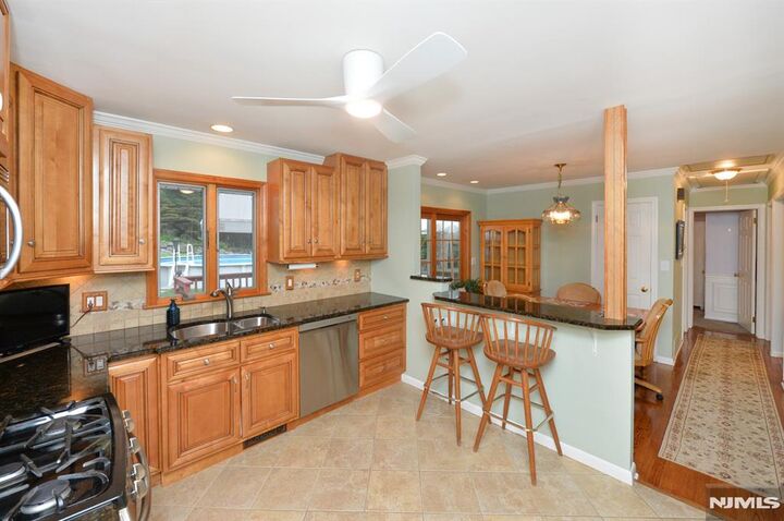 Property Photo: 30 Knolls NJ 07403