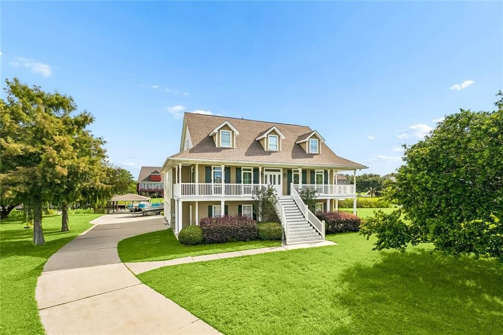 Property Photo: 112 Moray Drive LA 70461