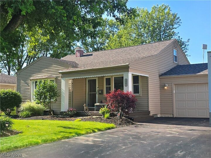 Property Photo:  3902 Ayrshire Drive  OH 44511 