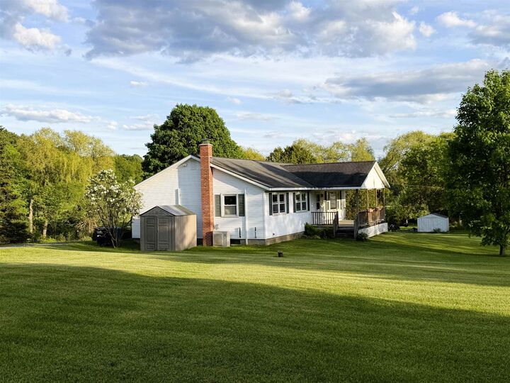 Property Photo:  9 Mayselwood Drive  VT 05468 