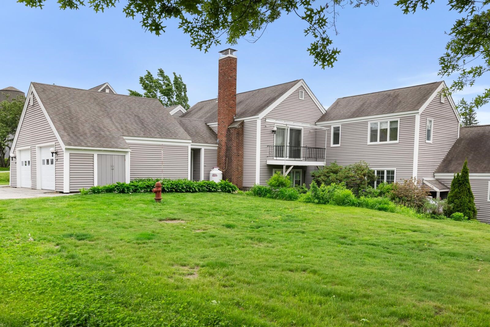 Property Photo:  49 Hilltop Place  NH 03257 