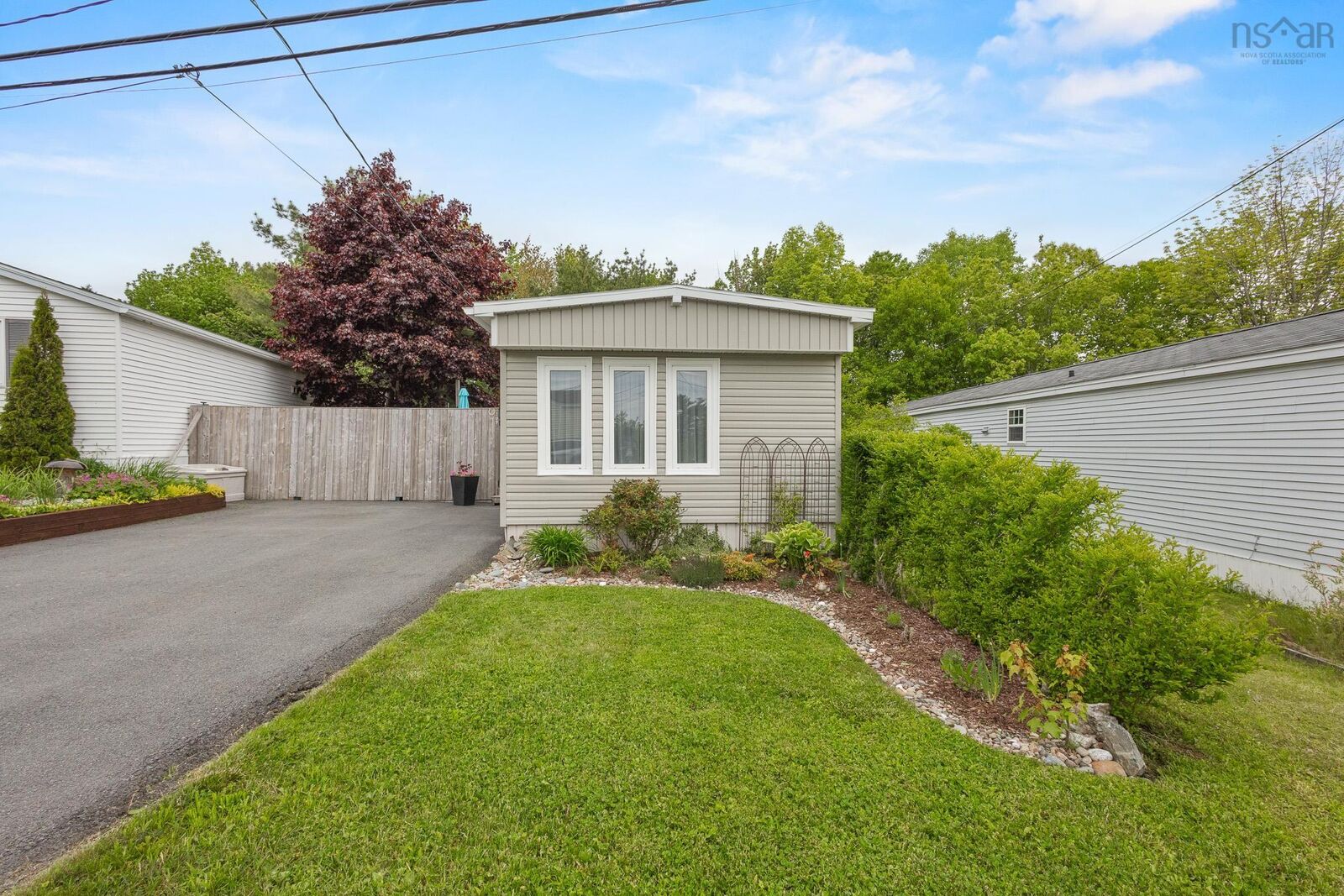 Property Photo:  109 Hilltop Drive  NS B4C 2P5 