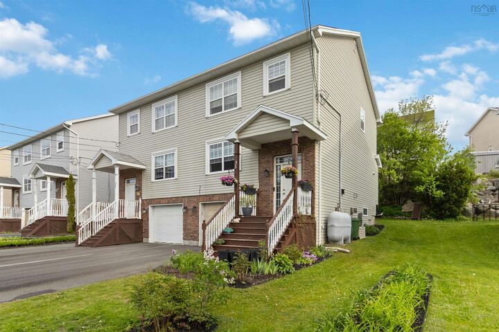 33 Sheppards Run — photo 1