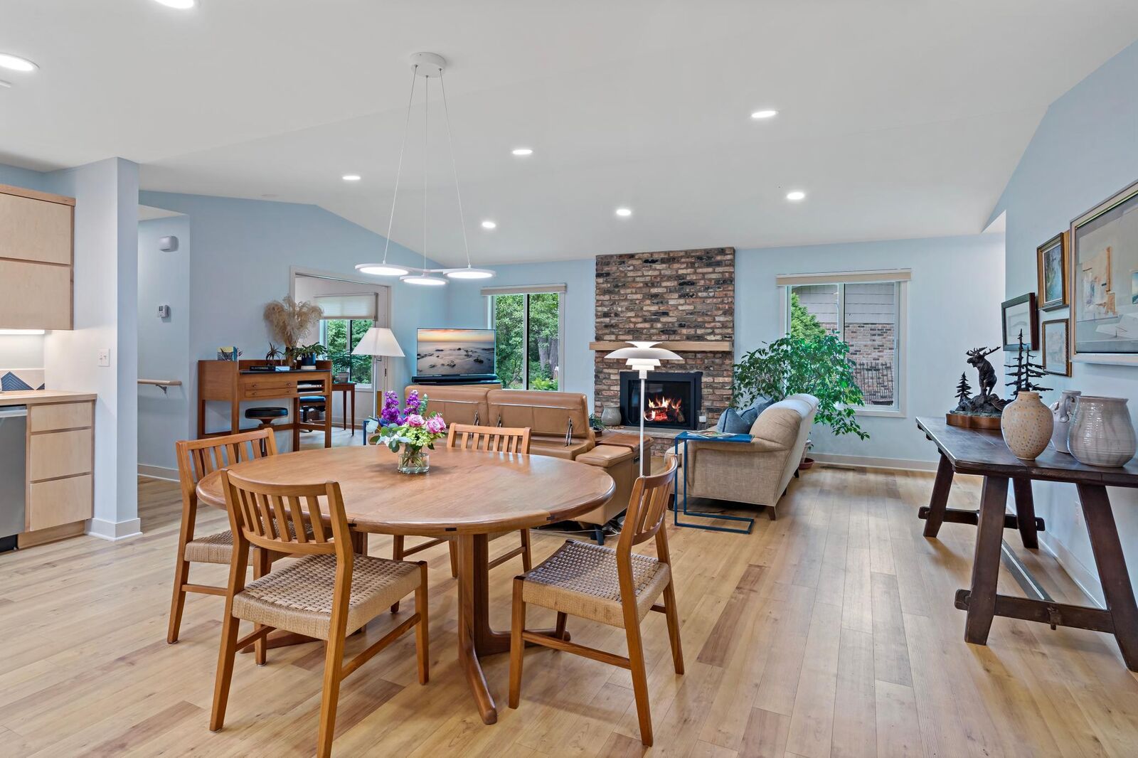 Property Photo:  95 Holly Lane N  MN 55447 