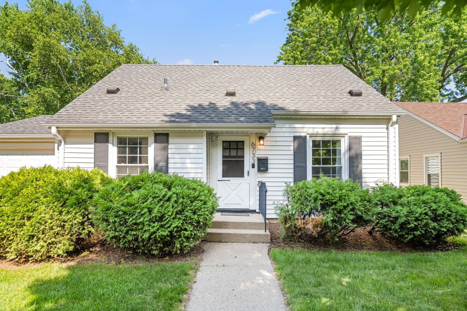 Property Photo:  6733 Sheridan Avenue S  MN 55423 