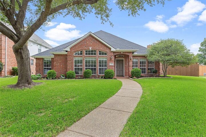 Property Photo: 6809 Locksley Circle TX 75023