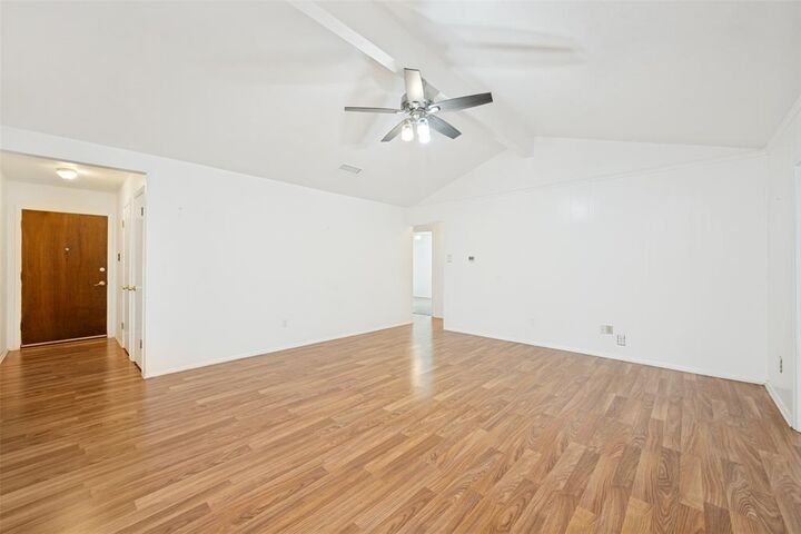 Property Photo:  801 Brownstone Street  TX 76039 