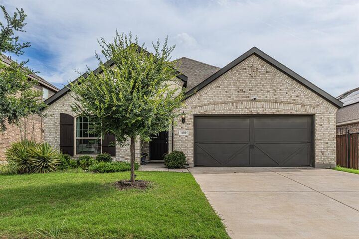 Property Photo: 459 Prairie View Drive TX 76052