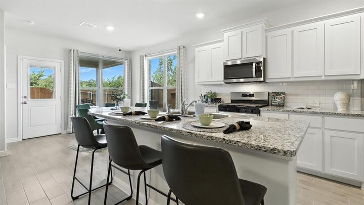 Property Photo: 4304 Cario Lane TX 76036