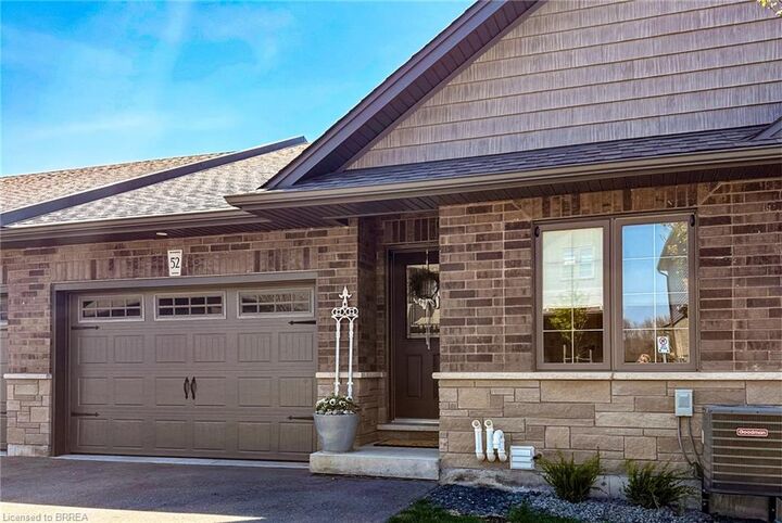 Property Photo: 29 Schuyler Street 52 ON N3L 0J2
