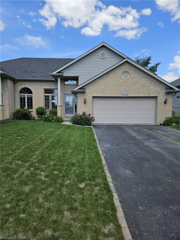 Property Photo:  413 Keil Trail N  ON N7L 5R2 