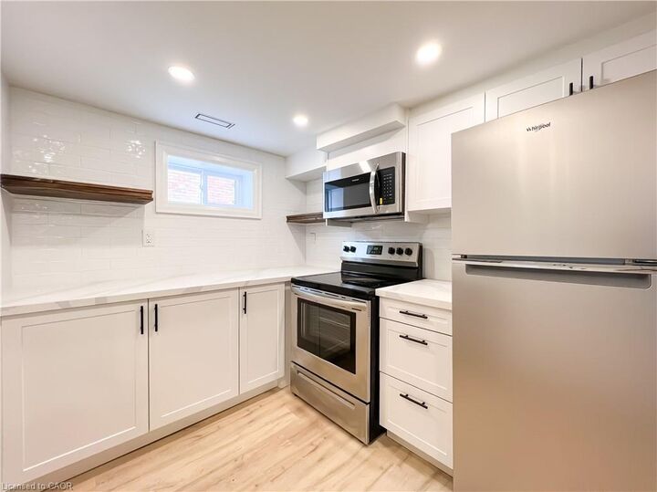 Property Photo: 447 East 13th Street 2 ON L9A 4A5