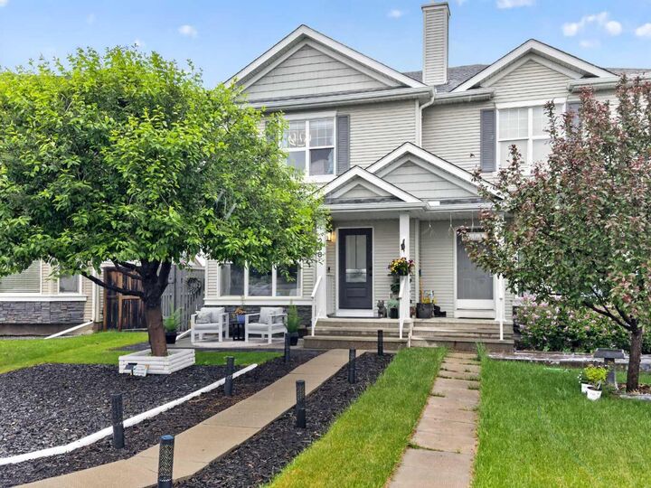 Property Photo:  258 Cramond Court SE  AB T3M 1J8 