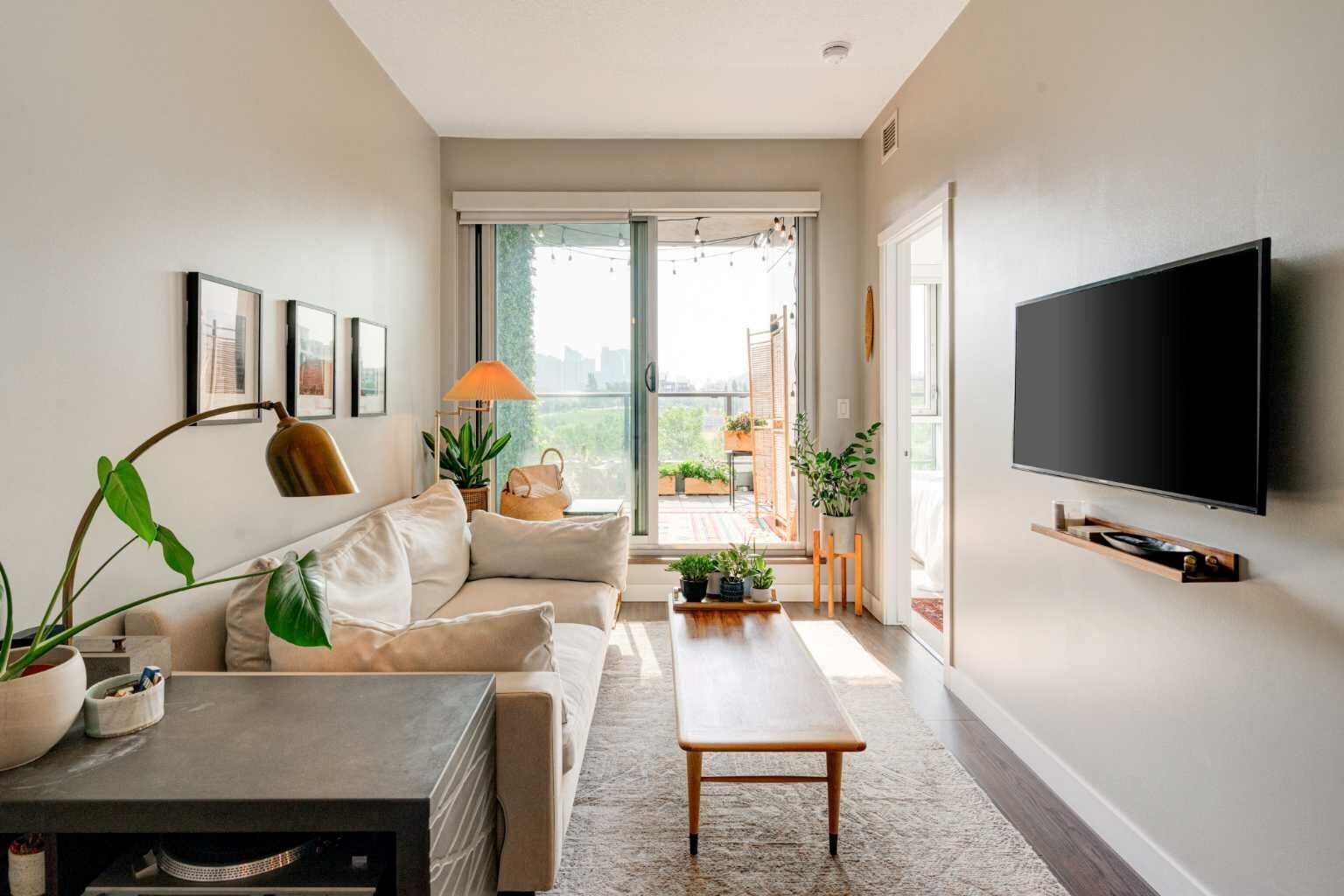 Property Photo:  88 9 Street NE 306  AB T2E 4E1 