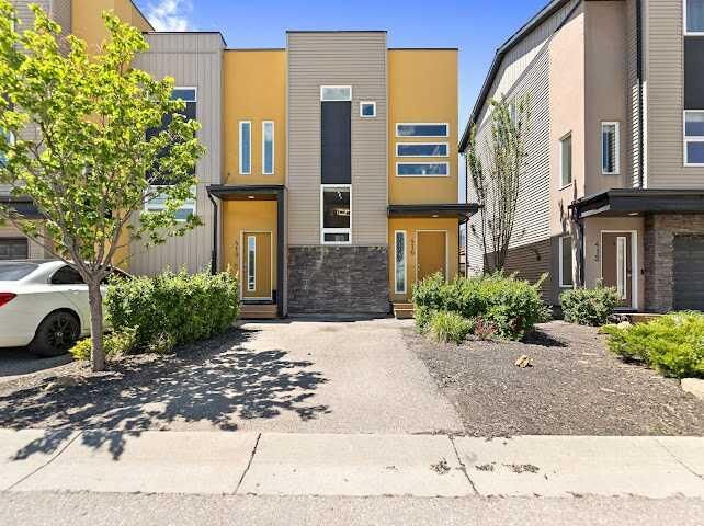 Property Photo: 416 Covecreek Circle NE AB T3K 0W6