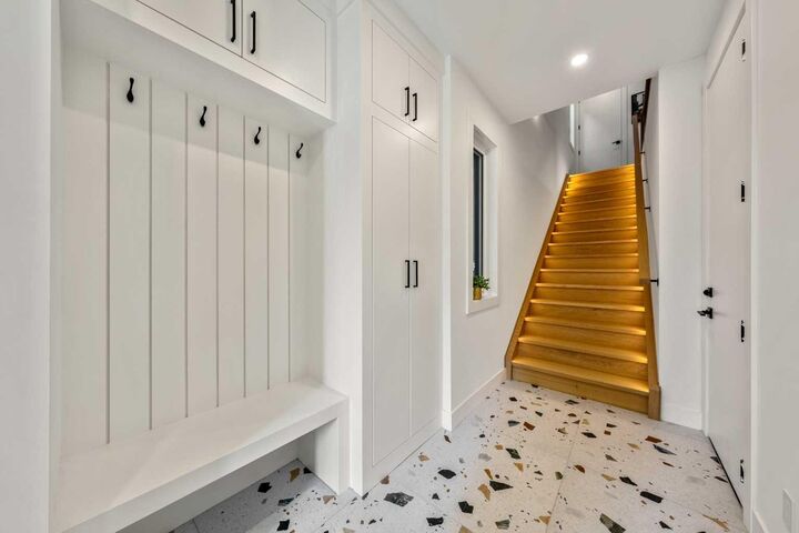 Property Photo: 2518 16B Street SW AB T2T 4L9