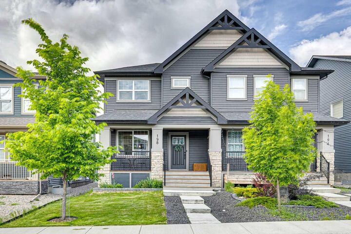 198 Legacy Reach Crescent SE — photo 1