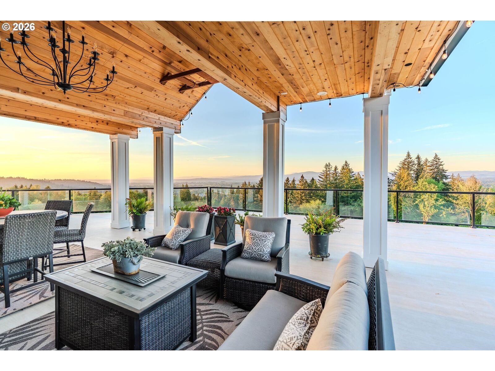 Property Photo: 9700 SE Castle Ct OR 97089