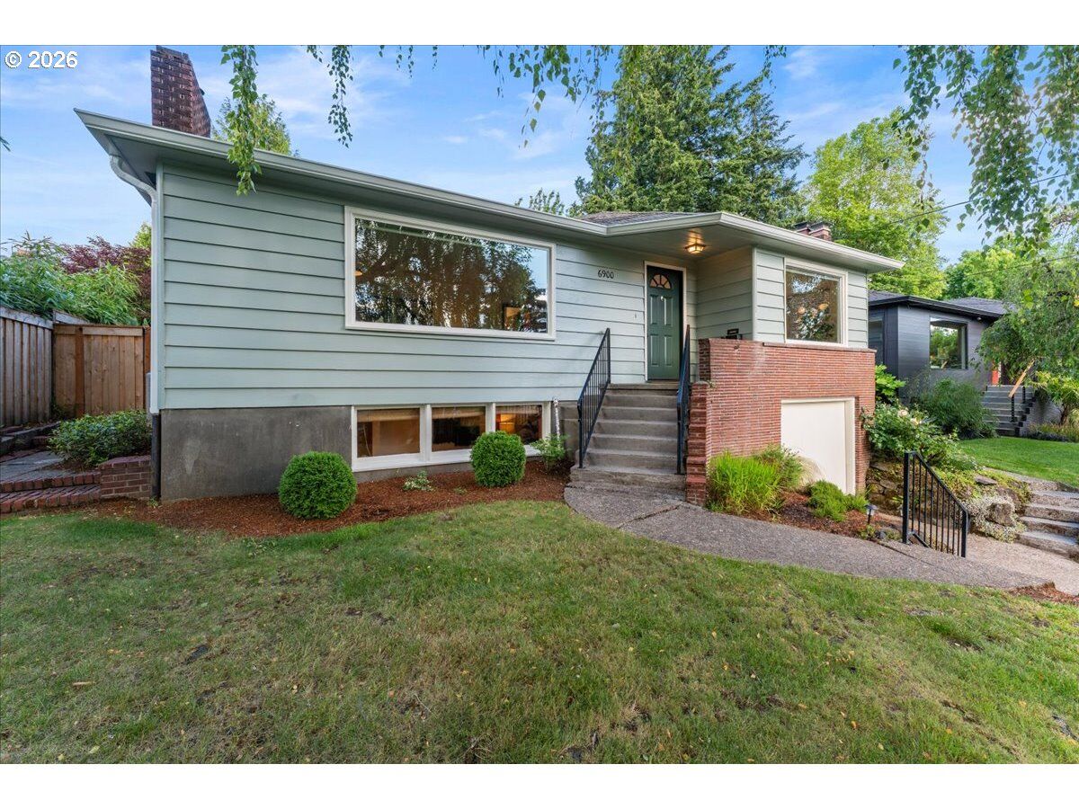 Property Photo: 6900 SW 4th Ave OR 97219