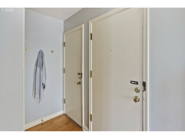 Property Photo: 1436 NE 21st Ave 26 OR 97232
