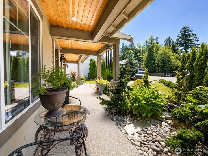 Property Photo:  13814  41st Avenue W  WA 98087 