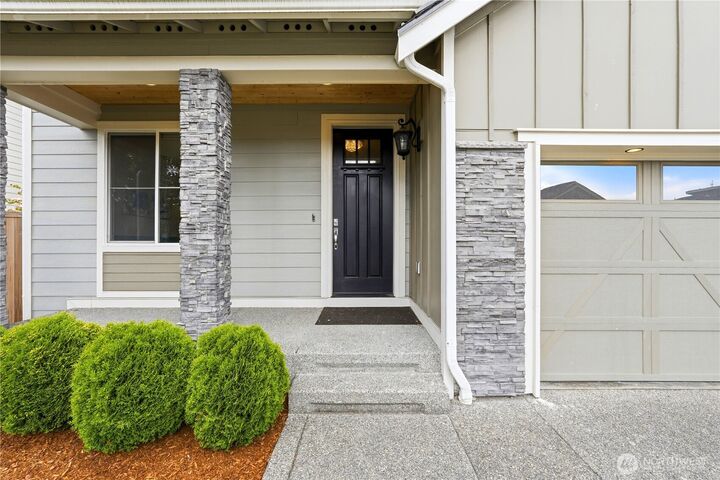 Property Photo:  17813  41st Drive SE  WA 98012 