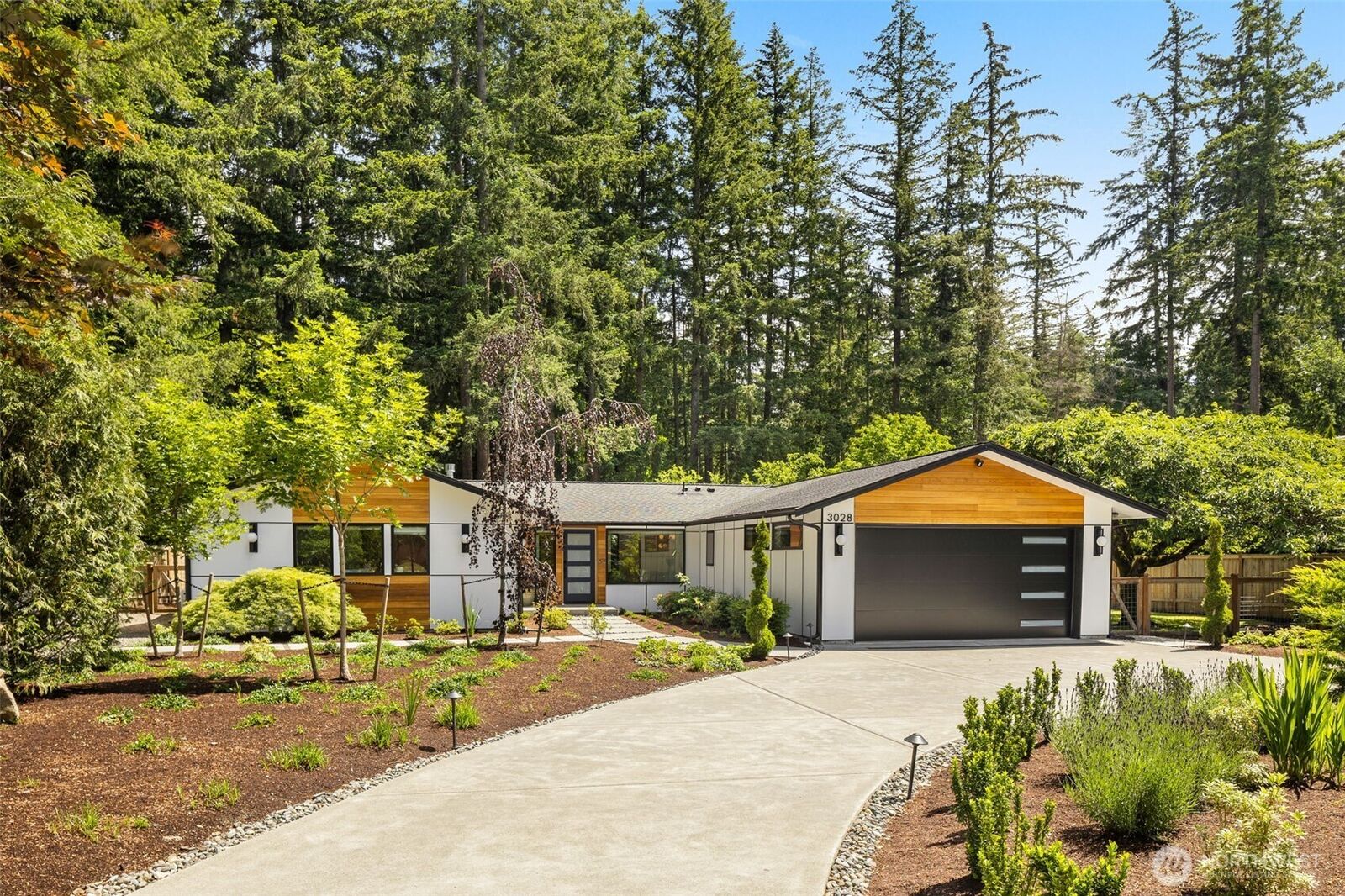 Property Photo: 3028 249th Avenue SE WA 98075