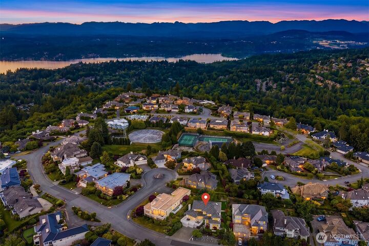 Property Photo: 5414 154th Avenue SE WA 98006