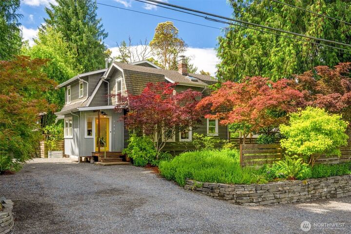Property Photo: 3033 NE 92nd Street WA 98115