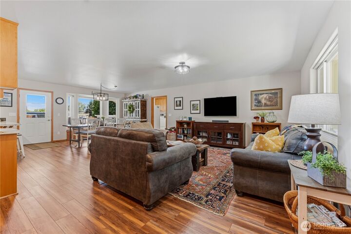 Property Photo: 1818 Number 2 Canyon Road WA 98801
