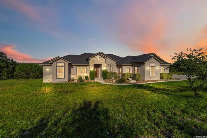 Property Photo: 136 Vista View Pl TX 78070