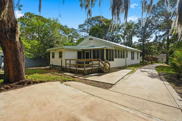 Property Photo:  2717 Usina St  FL 32084 