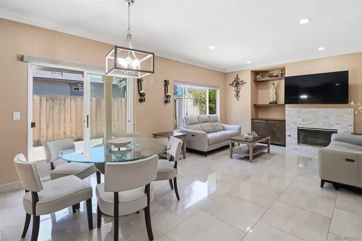 Property Photo:  1003 Anza Ct  CA 92020 