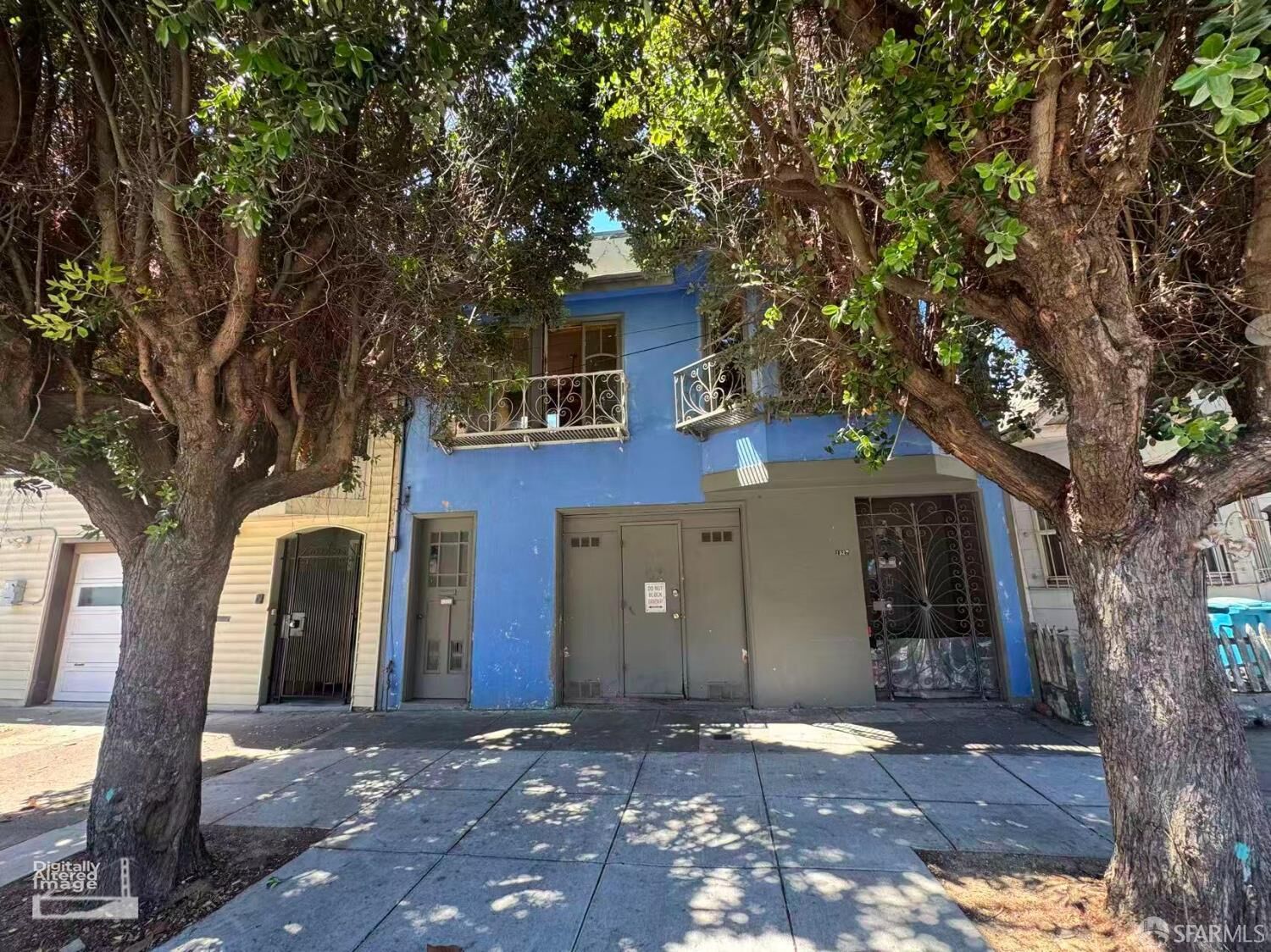 Property Photo: 1327 Palou Avenue CA 94124