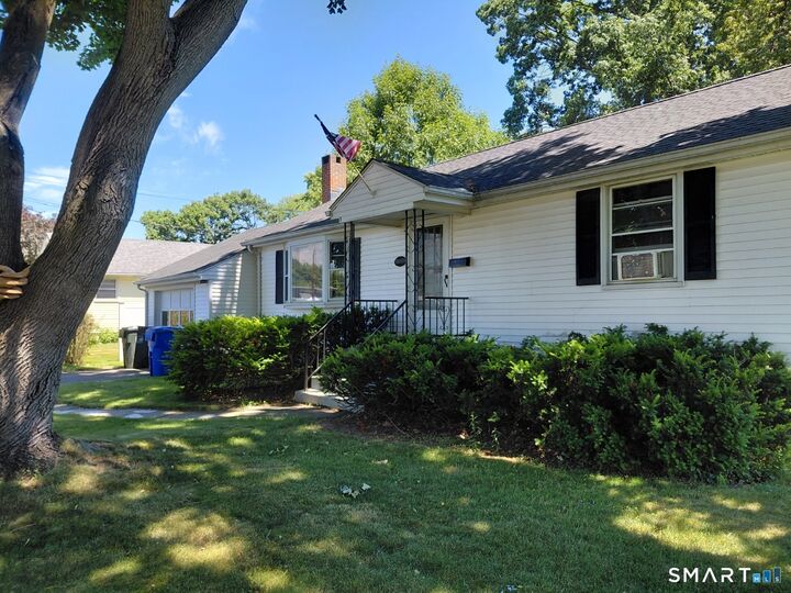 Property Photo:  101 Brace Road  CT 06111 