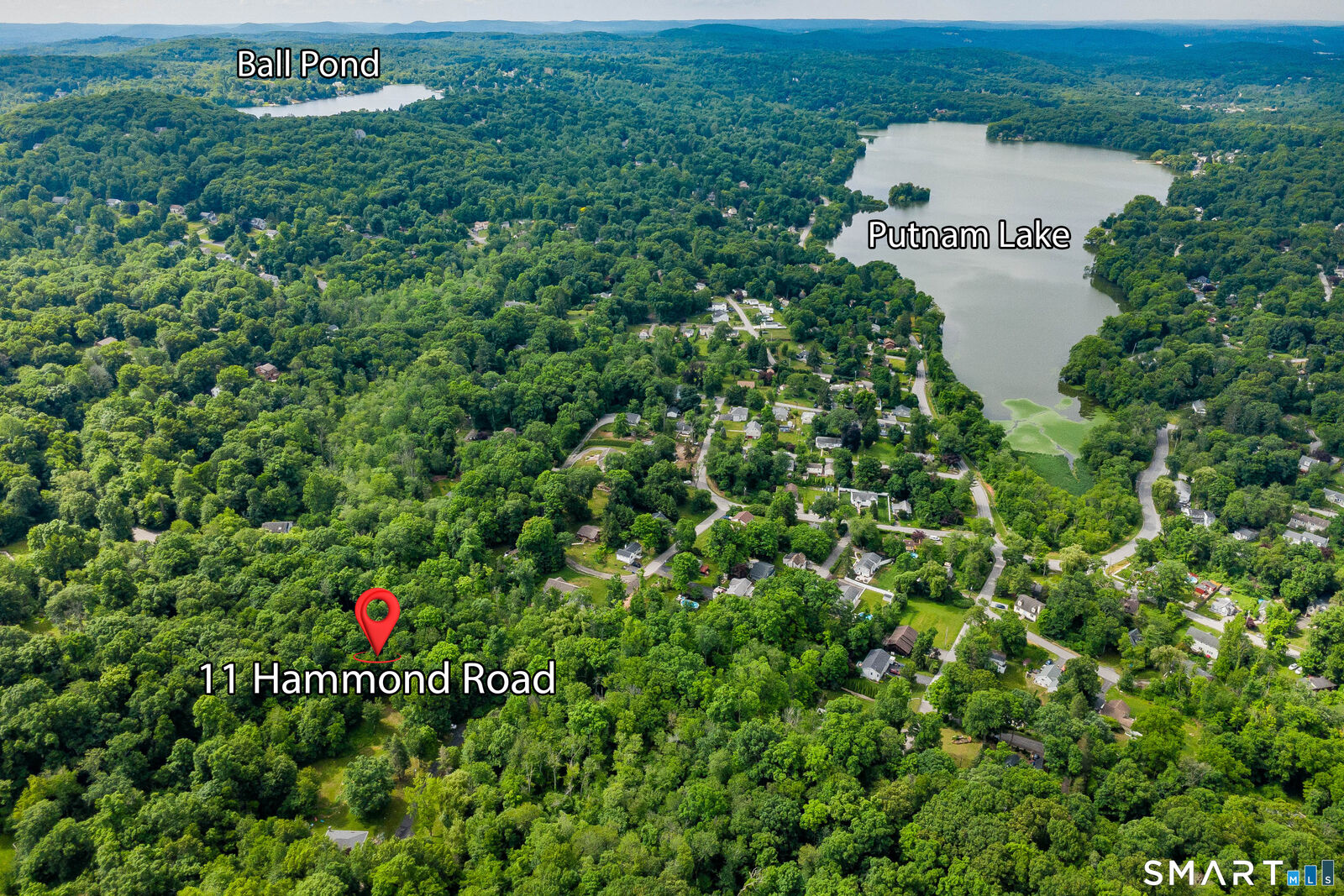 Property Photo:  11 Hammond Road  CT 06812 