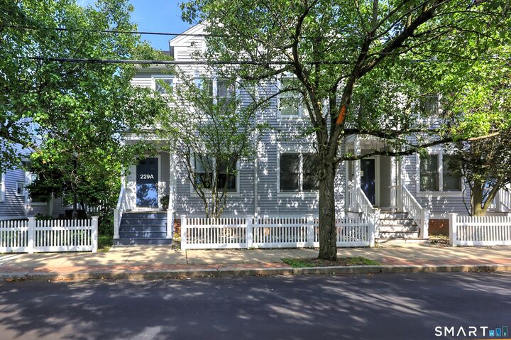 Property Photo:  229 Front Street 1  CT 06513 