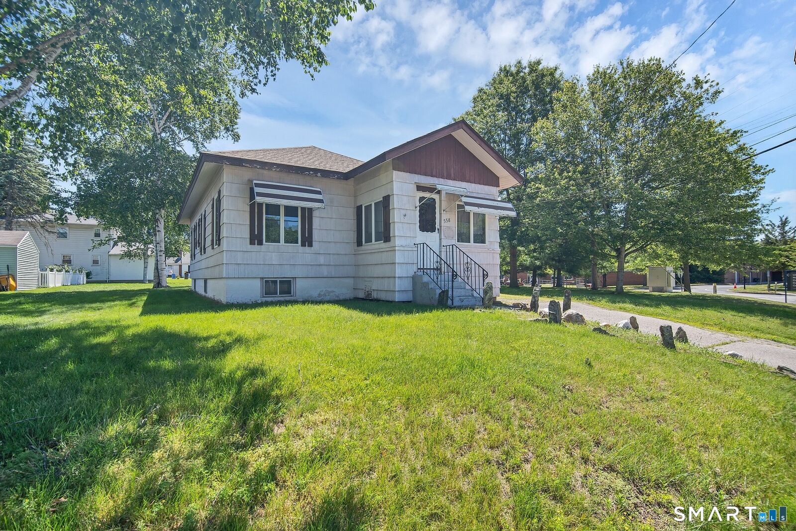 Property Photo: 558 New London Turnpike CT 06360