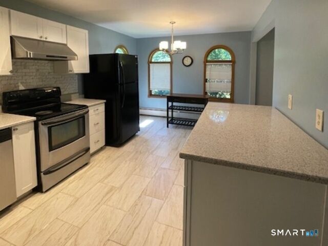 Property Photo: 21 McDermott Circle CT 06518