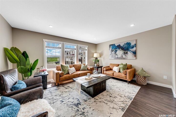 Property Photo: 1220 Pringle Way 213 SK S7T 0V4