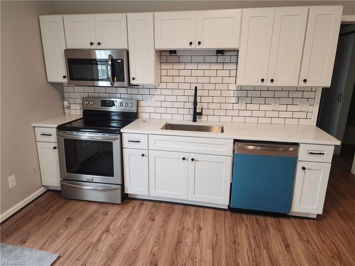 Property Photo:  633 Irving Avenue  NC 27288 
