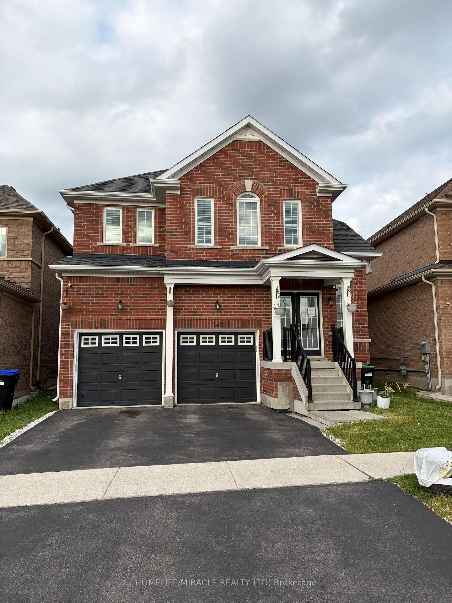 Property Photo: 148 Milby Crescent ON L3Z 0X8