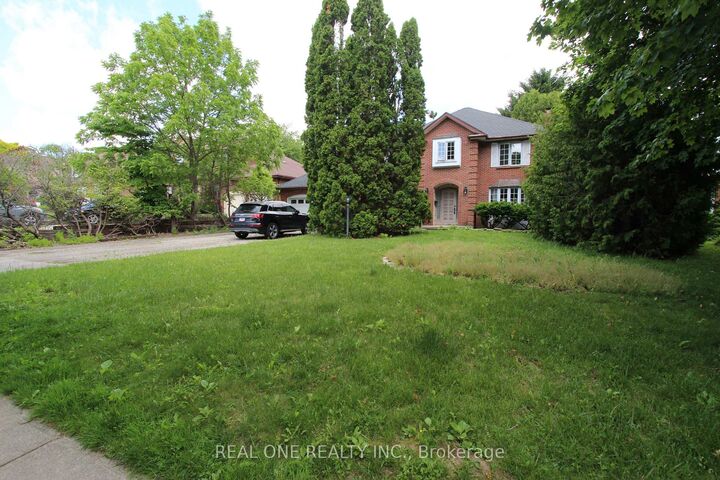 Property Photo: 53 Hillview Boulevard ON N6G 3A7