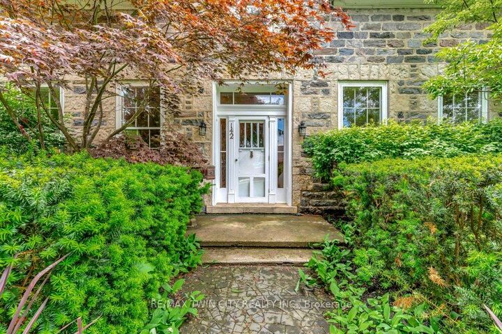 Property Photo: 142 Glenmorris Street ON N1S 2Z5
