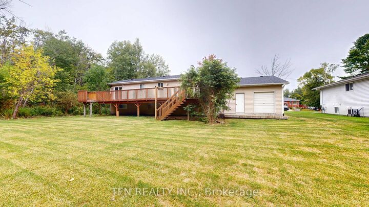 1048 Gilmore Avenue — photo 1
