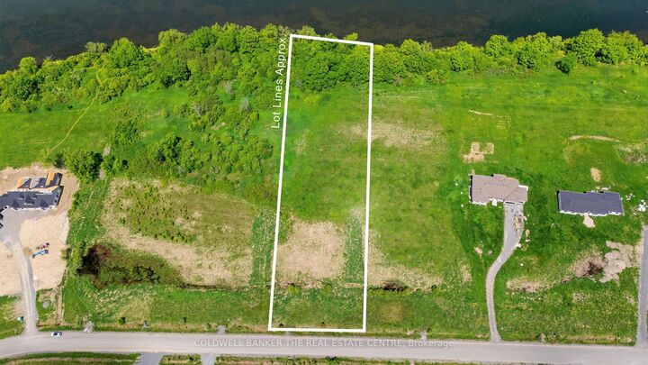 Property Photo:  122 Hineman Street  ON K7L 0G2 
