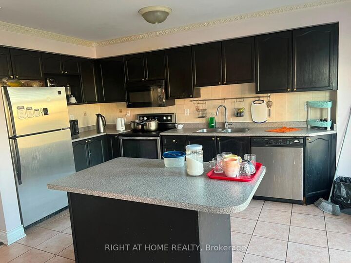 Property Photo: 37 Archibald Mews ON M1P 0A5