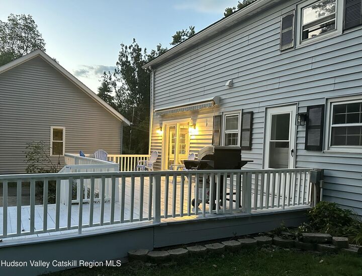 Property Photo:  527 Zena  NY 12498 