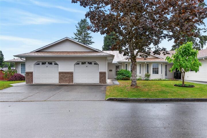 Property Photo: 1905 Willemar Ave #18 BC V9N 3M5